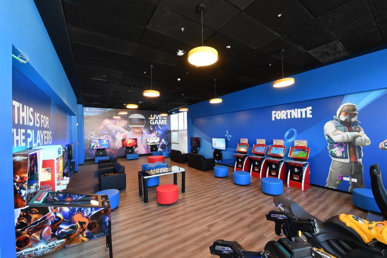 Vert Hotel Eilat By Afi Hotels المظهر الخارجي الصورة GameStop store interior